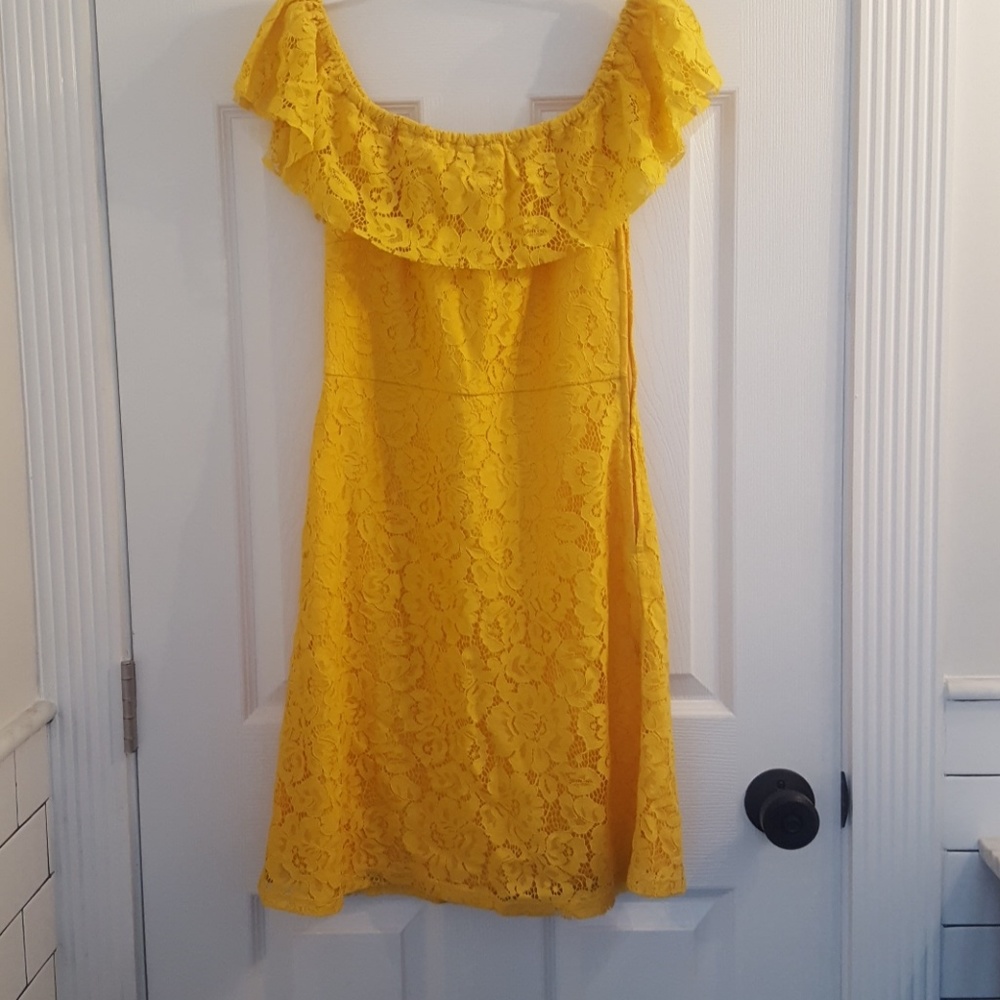 Lace dress